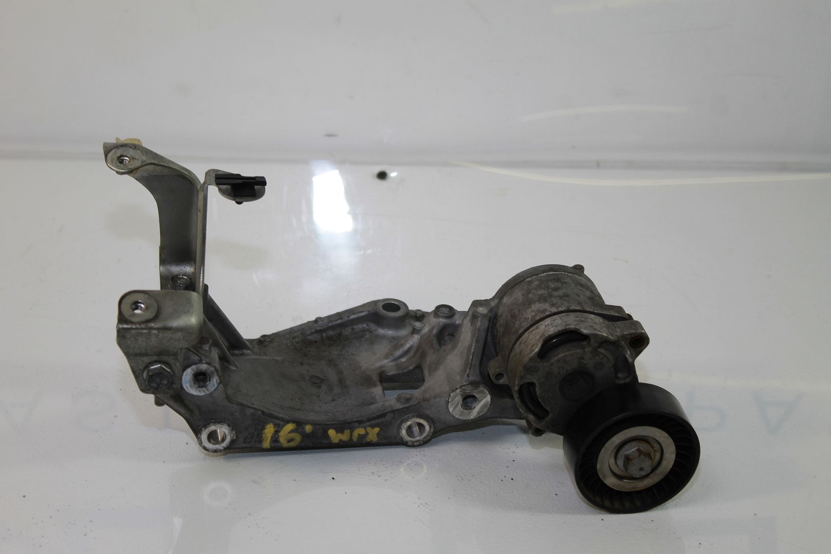 1520 SUBARU WRX AC A/C PULLEY BELT TENSIONER ASSEMBLY FACTORY STOCK